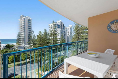San Mateo On Broadbeach - Accommodation Kalgoorlie 2