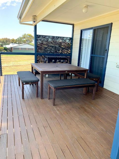 Sandcastle - A Esplanade Place, Stunning Views - Accommodation Kalgoorlie 2