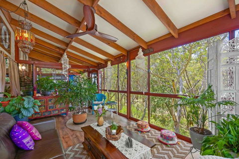 Sandalwood - Accommodation Kalgoorlie 1