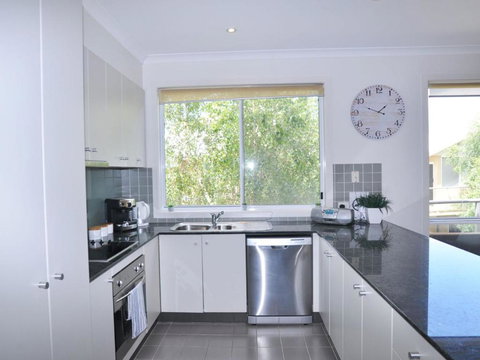 Sandpiper 3 - Close To Town And Beach - Accommodation Kalgoorlie 3