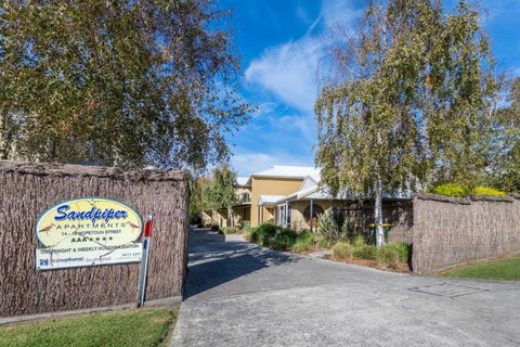 Sandpiper 5 - Close To Town And Beach - Accommodation Kalgoorlie 1