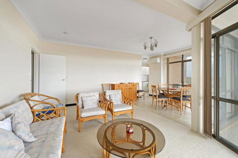 Sandpiper 9 25 Waugh Street - Accommodation Kalgoorlie 1