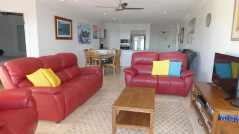 Sands 16, 20 - 22 Pacific Parade - Accommodation Kalgoorlie 3