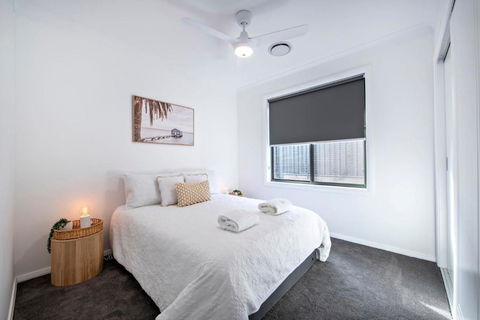 Sandstone - Family Entertainer, Refined Living - Accommodation Kalgoorlie 1