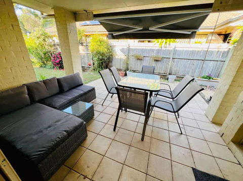 Sandstone Point Holiday Home - Accommodation Kalgoorlie 2