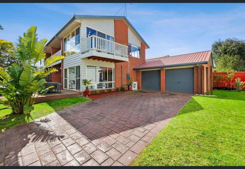 Sandy Bliss Walk To The Beach - Accommodation Kalgoorlie 0