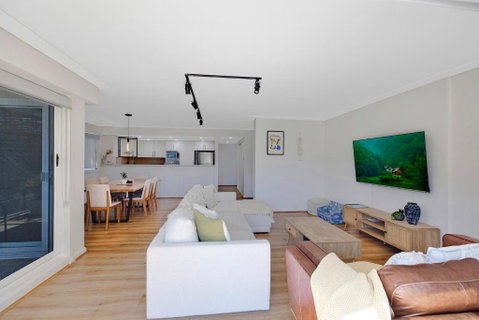 Sandy Cove Apartment The Entrance 8 - Accommodation Kalgoorlie 2