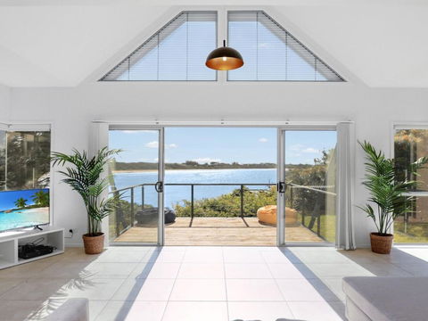 Sandy Cove - Accommodation Kalgoorlie 1