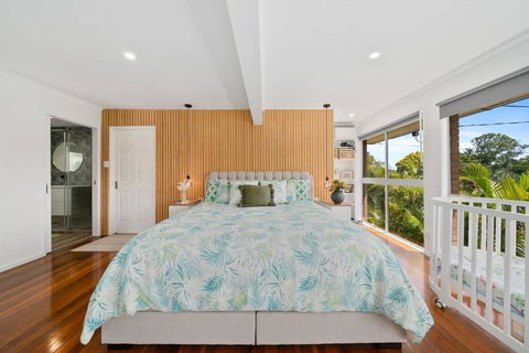 Spacious Home, Pool, Sauna Fits 10ppl - Accommodation Kalgoorlie 0