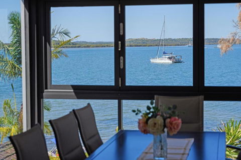 Taren Point Luxury 4Br House With Best Bay View - Accommodation Kalgoorlie 1