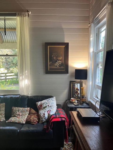 The Bay Rose - Accommodation Kalgoorlie 0