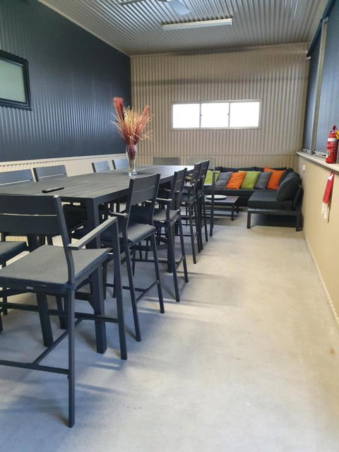 The Bend Abode - Accommodation Kalgoorlie 2