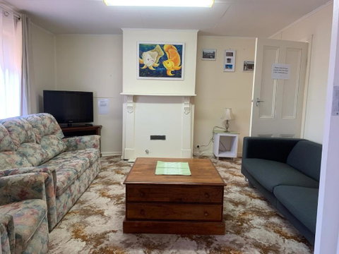 The Crooked Cottage - Accommodation Kalgoorlie 1