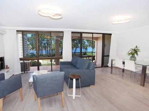 Beachport 14 - 2 BDRM Apt With Canal Views On Parkyn Pde - Accommodation Kalgoorlie 3
