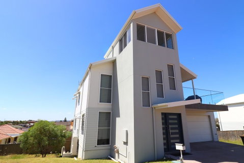 Beachside Oasis - Accommodation Kalgoorlie 0
