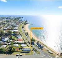 Beachside Queenslander - Accommodation Kalgoorlie