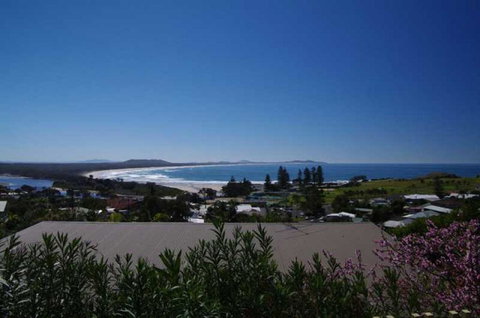 Beau Soleil, 28 East Street - Accommodation Kalgoorlie 0