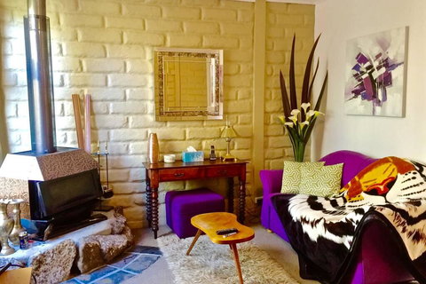 BEAUTIFUL RETREAT - 20 Mins To CBD And Only 10 Mins To MONA! - Accommodation Kalgoorlie 2