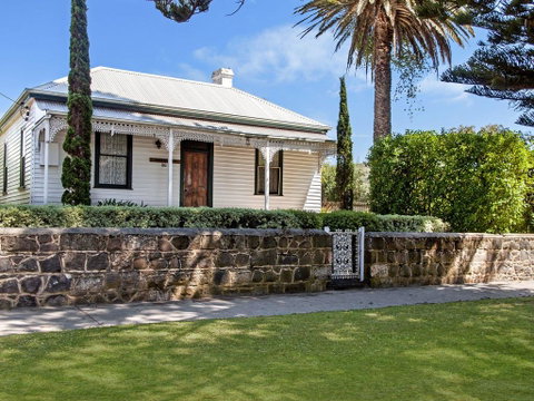 Beauvais - Accommodation Kalgoorlie 0