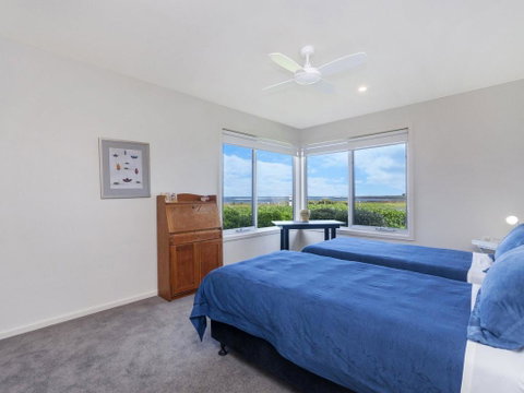 Bees Dacha - Accommodation Kalgoorlie 2