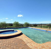 Beggars Bridge Vineyard Homestead w/ pool  wifi  tennis  vineyard - Accommodation Kalgoorlie