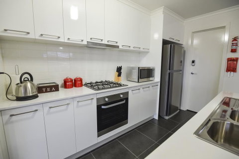 Beischer Apt B - Accommodation Kalgoorlie 2