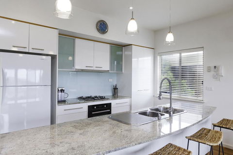 Bella Vista - Accommodation Kalgoorlie 0