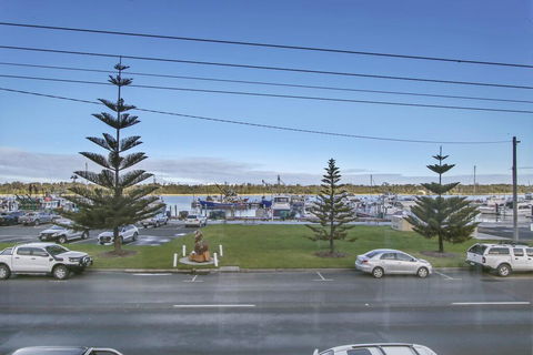 Bellevue On The Lakes - Accommodation Kalgoorlie 1