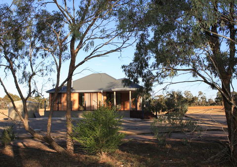 Bellfield Retreat - Accommodation Kalgoorlie 1