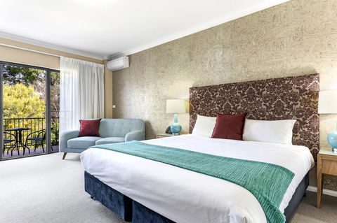 Berry Village Boutique Motel - Accommodation Kalgoorlie 0