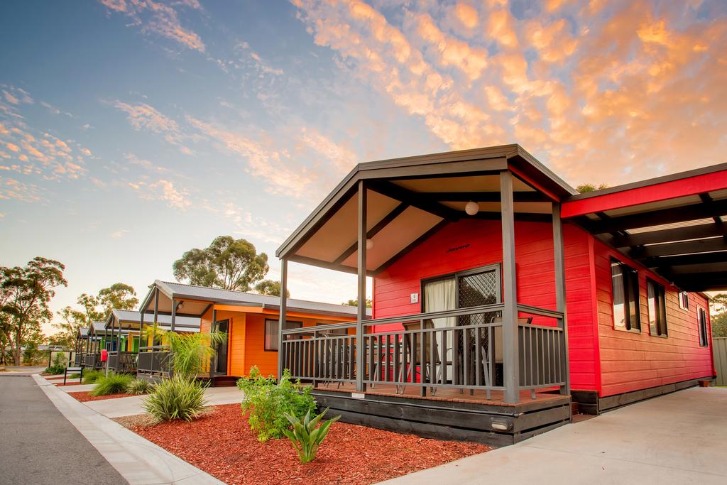 Junortoun VIC Accommodation Kalgoorlie