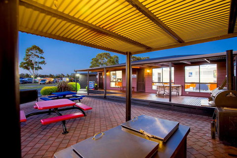 BIG4 Traralgon Park Lane Holiday Park - Accommodation Kalgoorlie 3