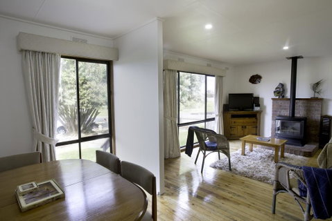 Bindi - Pet Friendly - Accommodation Kalgoorlie 2