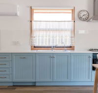 Bird In Hand Cottage Port Noarlunga - Accommodation Kalgoorlie