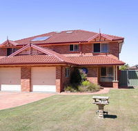 Blue Bay 83a Rocky Point Road - Foxtel  air conditioning downstairs - Accommodation Kalgoorlie