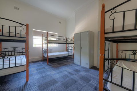 Blue Mountains Backpacker Hostel - Accommodation Kalgoorlie 1