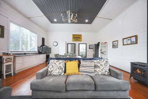 The Old Guide Hall - Accommodation Kalgoorlie 1