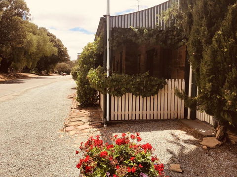 The OldDevonshire House - Accommodation Kalgoorlie 0