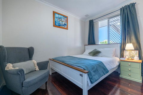 Warmth House Nr Airport 2rooms 5beds Yard N Parking - Accommodation Kalgoorlie 1