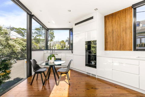 Woollahra House Beautiful 3 Bedroom Terrace - Accommodation Kalgoorlie 2