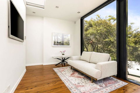 Woollahra House Beautiful 3 Bedroom Terrace - Accommodation Kalgoorlie 3