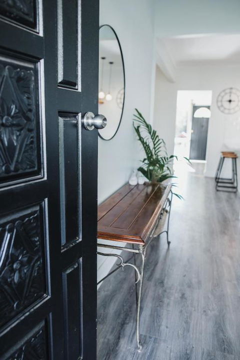 White On Wright Clare - Accommodation Kalgoorlie 2