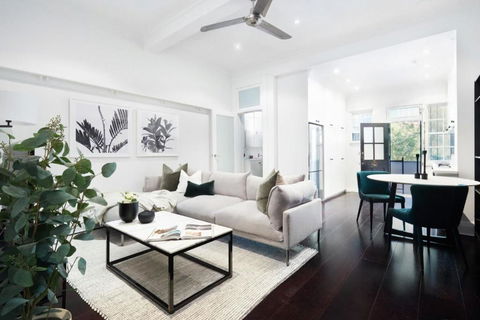 Woollahra Contemporary - Accommodation Kalgoorlie 0