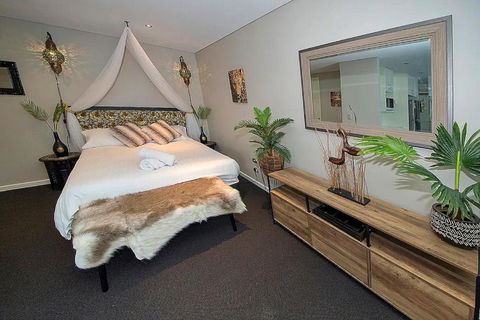 ZANZIBAR FANTASTIC 1 Bedroom APARTMENT - Accommodation Kalgoorlie 0