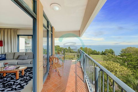 ZEN88 Esplanade: 3-BR Luxury Suite Near Waterfront - Accommodation Kalgoorlie 0