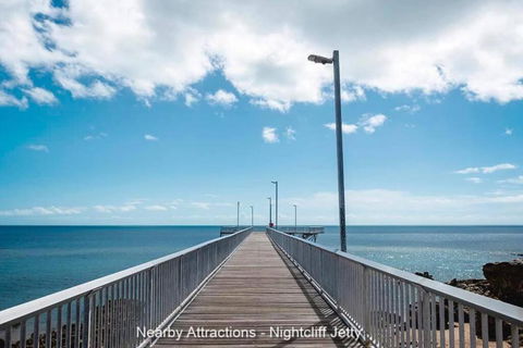 ZEN FORESHORE: 3-BR Nightcliff Foreshore-Front Apt - Accommodation Kalgoorlie 3