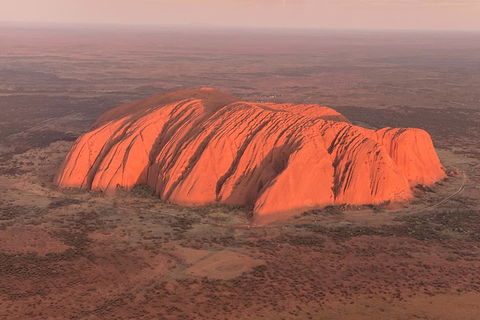 Scenic Flight: Uluru & Kata Tjuta - Accommodation Kalgoorlie 2
