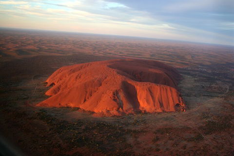 Scenic Flight: Uluru & Kata Tjuta - Accommodation Kalgoorlie 5