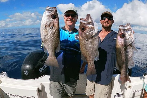 Full Day 9.5 Hour Offshore Fishing Charter - Accommodation Kalgoorlie 1