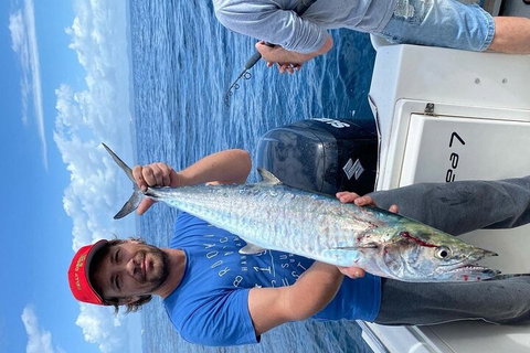 Full Day 9.5 Hour Offshore Fishing Charter - Accommodation Kalgoorlie 2